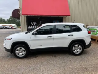 2017 Jeep Cherokee Sport
