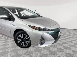 Silver Certified2019 Toyota Prius Advanced
