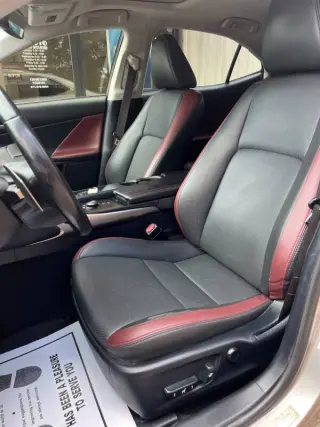 2017 Lexus IS 200t