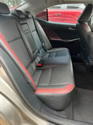 2017 Lexus IS 200t