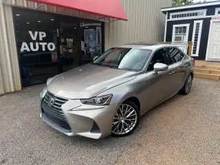 2017 Lexus IS 200t