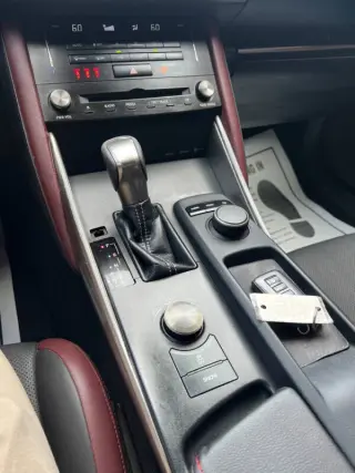 2017 Lexus IS 200t