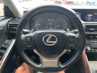 2017 Lexus IS 200t