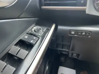 2017 Lexus IS 200t