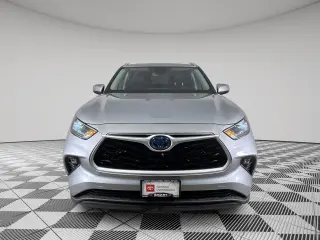 Silver Certified2022 Toyota Highlander Hybrid HYBRIDXLE