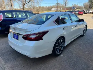 2017 Nissan Altima 2.5 SR