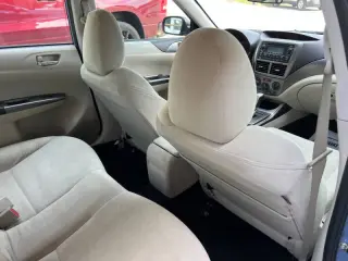 2011 Subaru Impreza 2.5i Premium