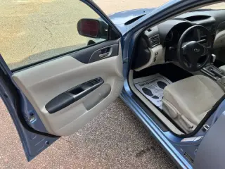 2011 Subaru Impreza 2.5i Premium