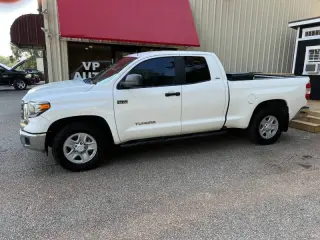 2019 Toyota Tundra SR5