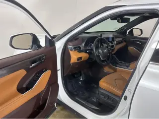 Gold Certified2022 Toyota Highlander PLAT