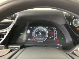 2024 Lexus ES300H LUXURY.