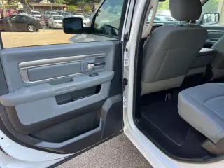 2020 RAM 1500 Classic SLT