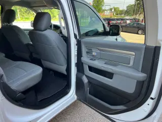 2020 RAM 1500 Classic SLT