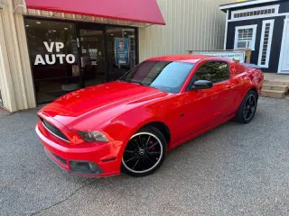 2014 Ford Mustang V6