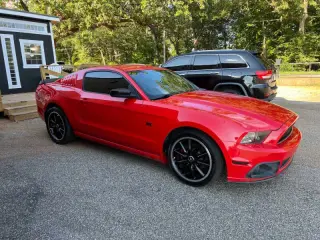 2014 Ford Mustang V6