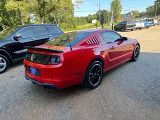 2014 Ford Mustang V6