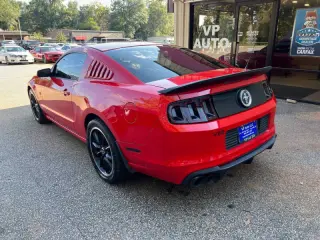 2014 Ford Mustang V6