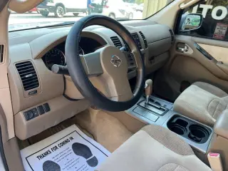 2006 Nissan Pathfinder SE