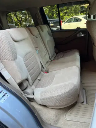 2006 Nissan Pathfinder SE