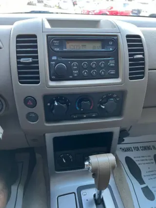 2006 Nissan Pathfinder SE