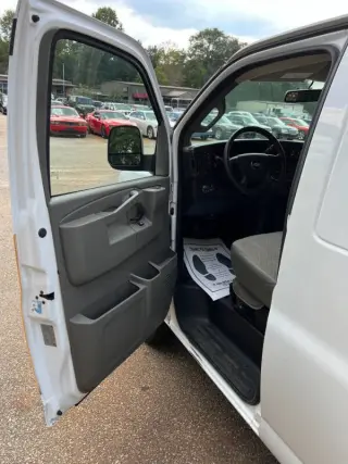 2016 Chevrolet Express 2500