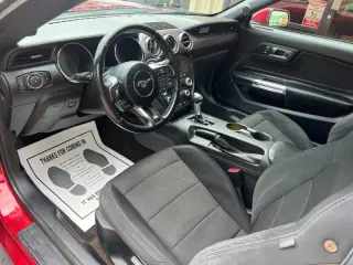 2016 Ford Mustang V6