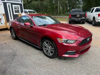 2016 Ford Mustang V6