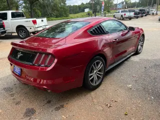 2016 Ford Mustang V6