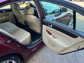 2012 Hyundai Genesis 3.8L V6