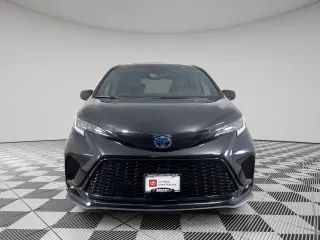 Gold Certified2025 Toyota Sienna XSE