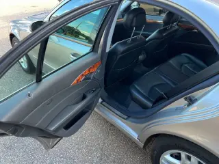 2004 Mercedes-Benz E-Class E 320