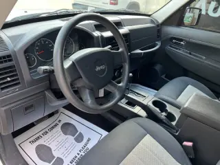 2010 Jeep Liberty Sport