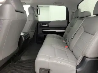 Toyota Tundra 2016 4x4 Limited 4dr CrewMax Cab Pickup SB (5.7L V8)