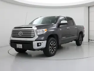 Toyota Tundra 2016 4x4 Limited 4dr CrewMax Cab Pickup SB (5.7L V8)