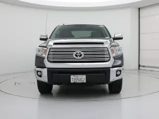 Toyota Tundra 2016 4x4 Limited 4dr CrewMax Cab Pickup SB (5.7L V8)