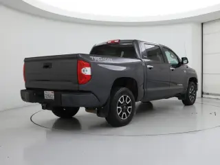 Toyota Tundra 2016 4x4 Limited 4dr CrewMax Cab Pickup SB (5.7L V8)