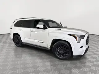 Gold Certified2025 Toyota Sequoia SR5