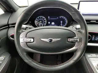 Genesis GV70 2023 AWD 2.5T Estándar 4puertas SUV