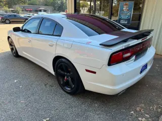 2014 Dodge Charger R/T Plus