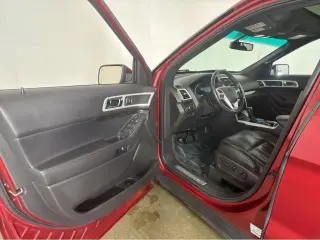 2014 Ford EXPLORER LIMI