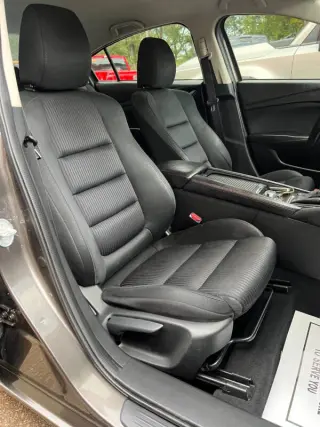 2016 Mazda MAZDA6 i Sport