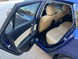 2012 Mazda MAZDA3 i Touring