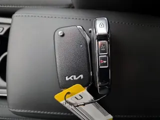 Kia Niro 2025 LX 4dr Crossover