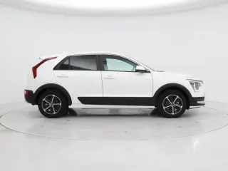 Kia Niro 2025 LX 4dr Crossover