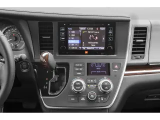 2015 Toyota Sienna XLE Premium 7-Passenger