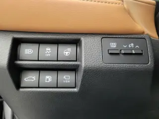 Toyota Avalon Hybrid 2019 Limited 4dr Sedan
