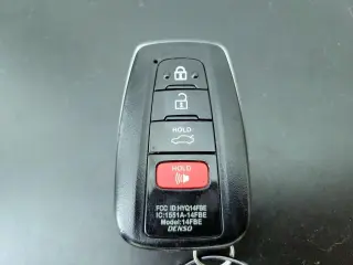 Toyota Avalon Hybrid 2019 Limited 4dr Sedan