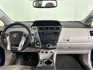 2015 Toyota PRIUS V