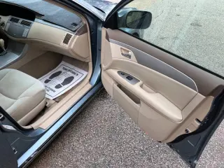 2008 Toyota Avalon XLS