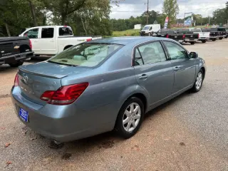 2008 Toyota Avalon XLS